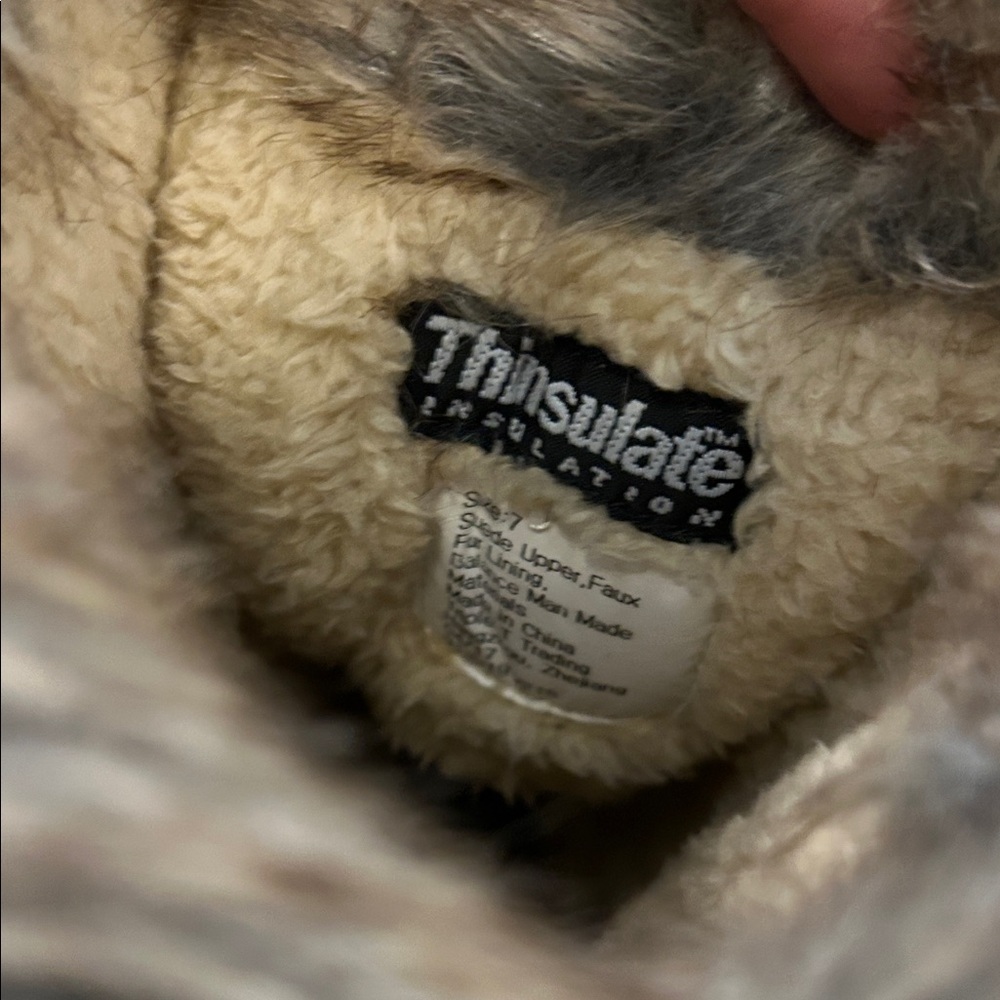 Northside Suede Tan and Black Winter Boots with Faux Fur - Picture 8 of 12